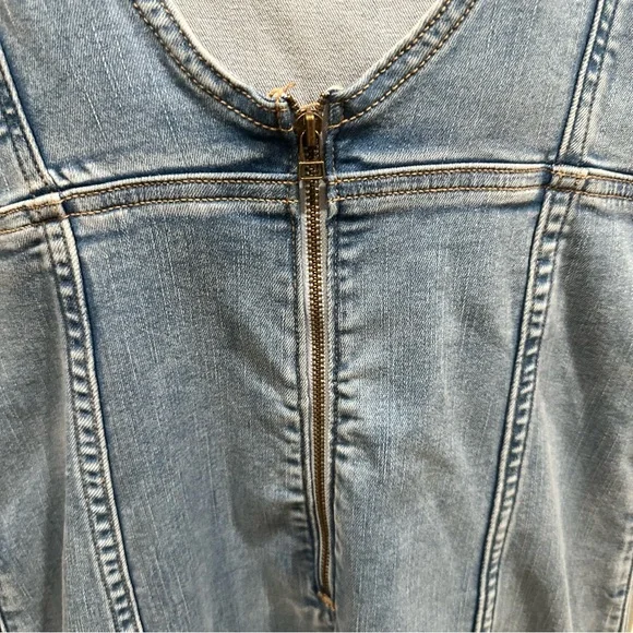 American Eagle Denim Button Front Midi Dress – Size 6 - Picture 6 of 11